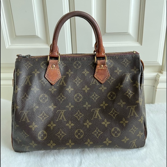 Authentic Louis Vuitton Speedy 30 Vintage (Fair Condition) - Picture 2 of 15